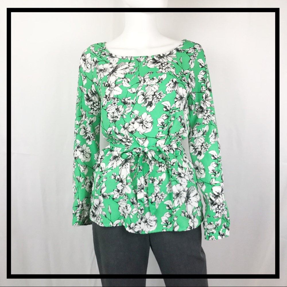 FOREVER 21 Long Sleeved Blouse Size XS